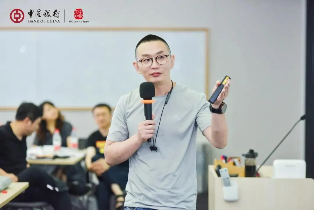 3f4e1b1eab8d4336547c4c219cabb18.webp 图片