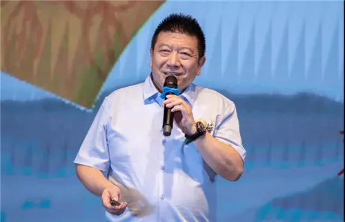 传承精华,守正创新!第三届三八妇乐财智女性发展大会暨青囊集中医适宜技术发布会举行