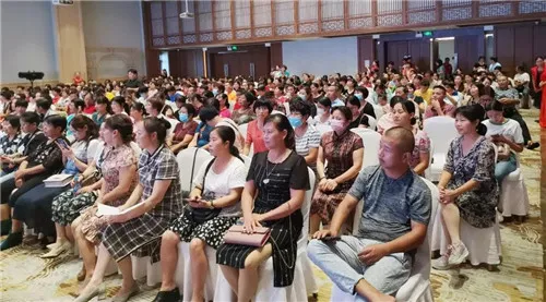 传递健康分享爱!三八妇乐蝴蝶计划飞进中国最美乡村~