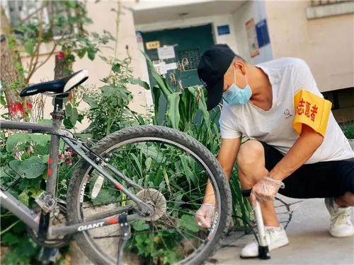 无限极共抗疫情 新疆加油!