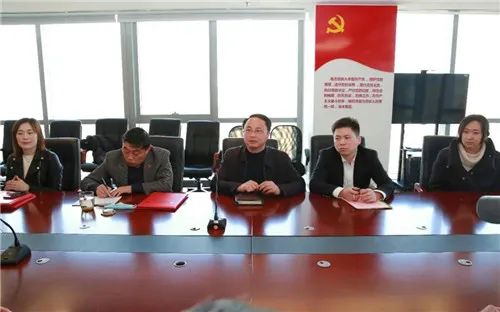 绿叶有爱,情暖高新——绿基金和绿叶购向高新区矽肺病人开展新春慰问