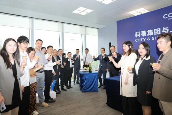 1621410472673963.webp 图片4.webp