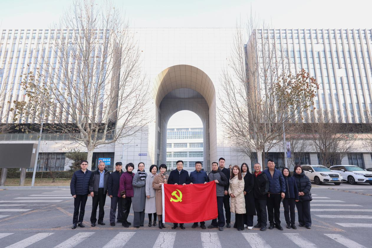 图片1 图片1